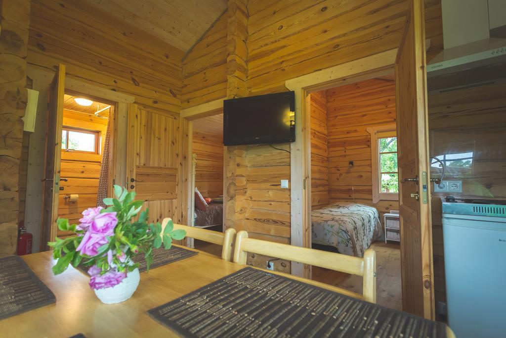 Arina Cottages Nasva Chambre photo
